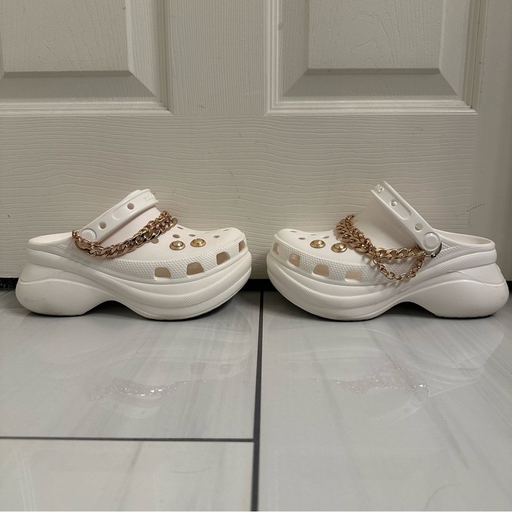 CROCS platform clogs - Picture 3 of 5
